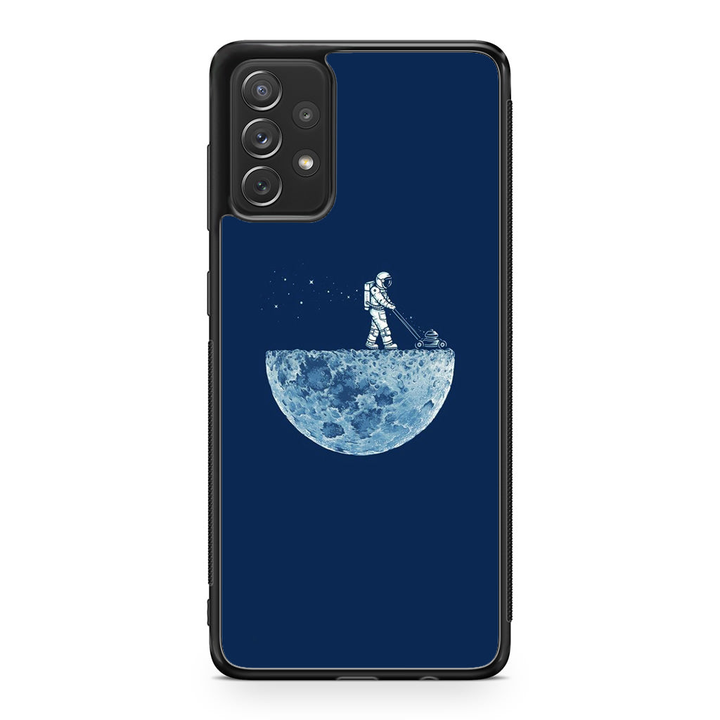 Astronaut Mowing The Moon Galaxy A53 5G Case