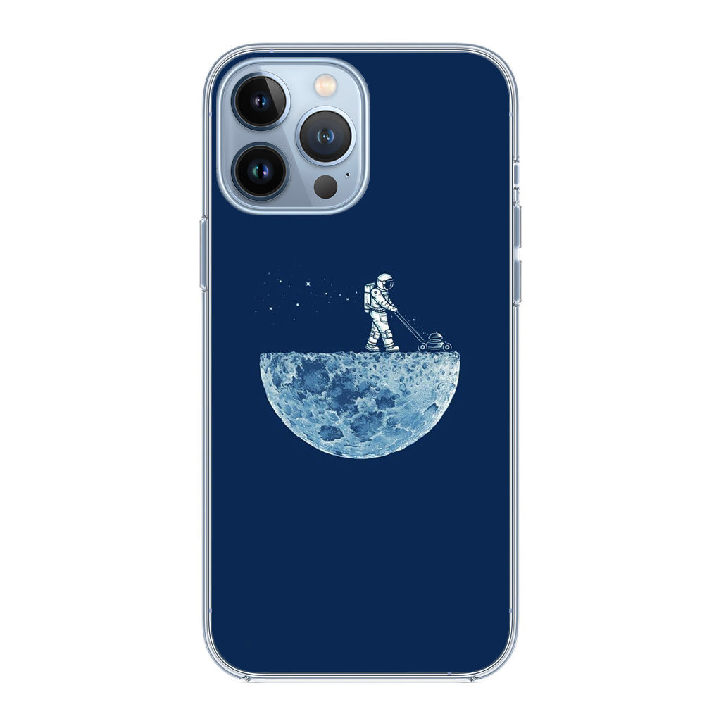 Astronaut Mowing The Moon iPhone 13 Pro / 13 Pro Max Case