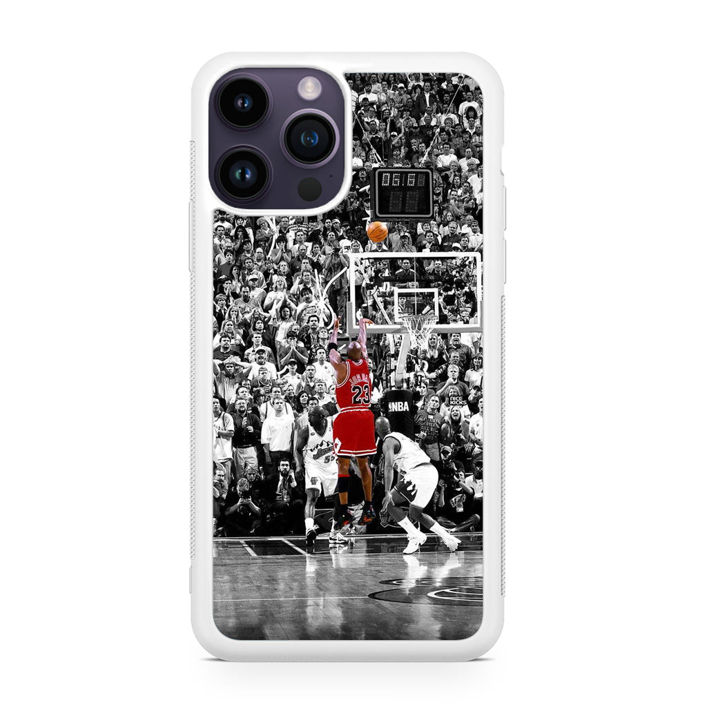 Michael Jordan Epic Shoot iPhone 15 Pro / 15 Pro Max Case